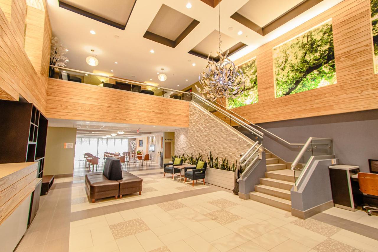 Days Inn & Suites By Wyndham Fort Myers Near Jetblue Park Ngoại thất bức ảnh