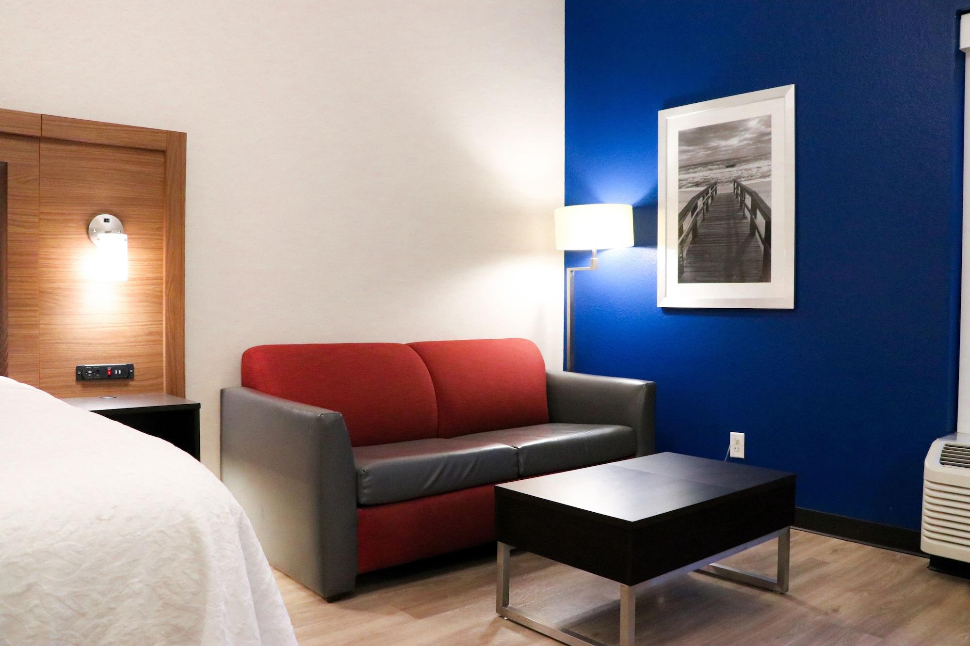 Days Inn & Suites By Wyndham Fort Myers Near Jetblue Park Ngoại thất bức ảnh